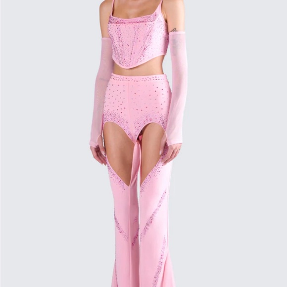 Pink 3 piece Finesse Festival Outfit - Picture 4 of 7